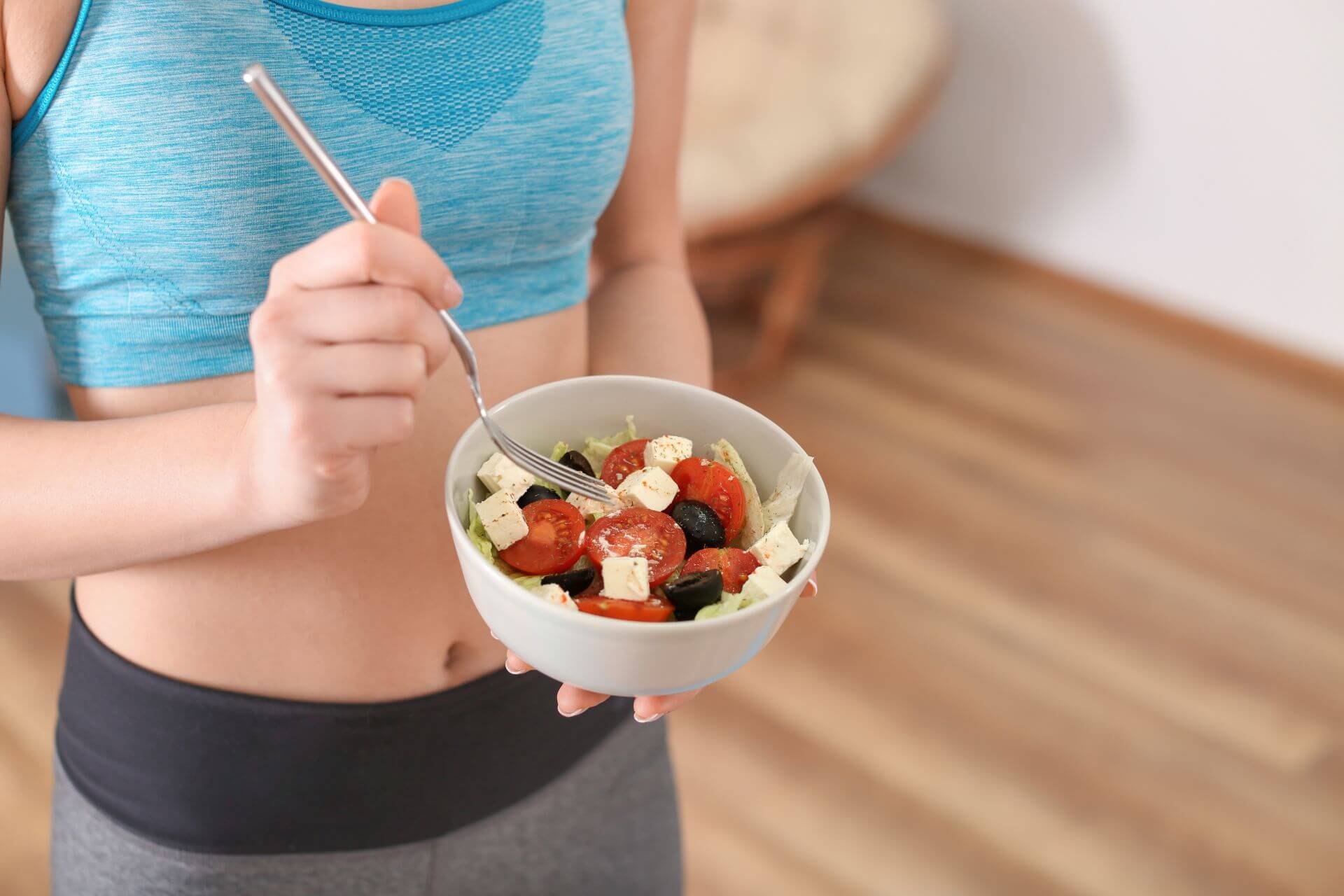 How to Pick the Best Snack to Eat Before a Workout and Feel Your Best